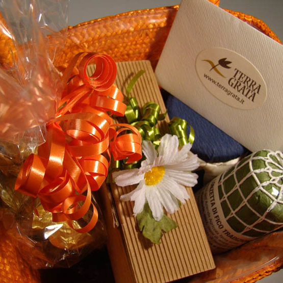 Confezioni Regalo Personalizzate - Terra Grata - Cesti regalo, Cesti natalizi e pasquali, Regali Aziendali, Regali Personalizzati e Prodotti Artigianali
